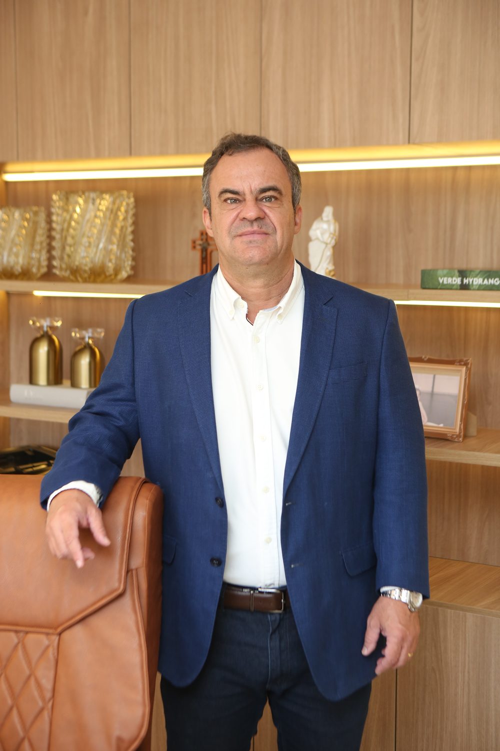 Dr. Rodrigo Hermones, ginecologista e obstetra em Nova Serrana, MG